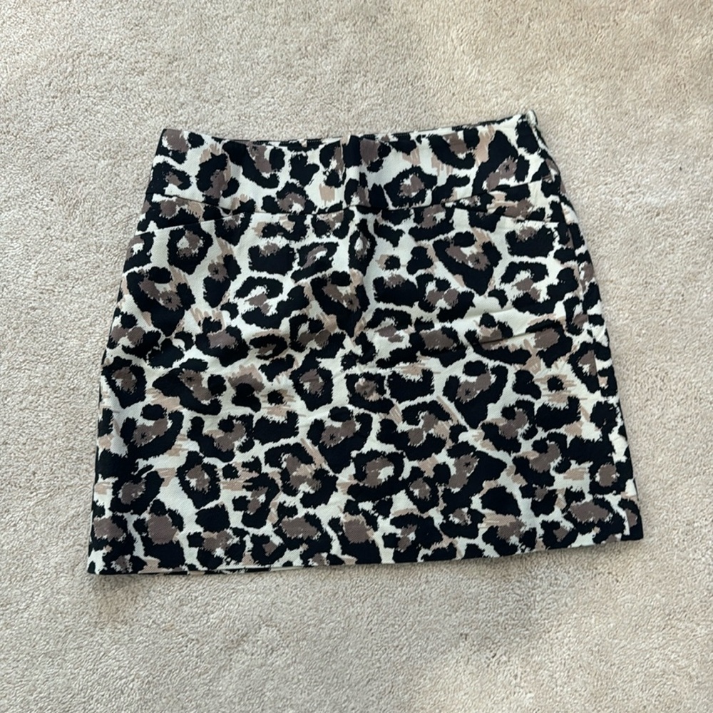 LOFT Leopard Print Skirt - Size 6 - Picture 1 of 7